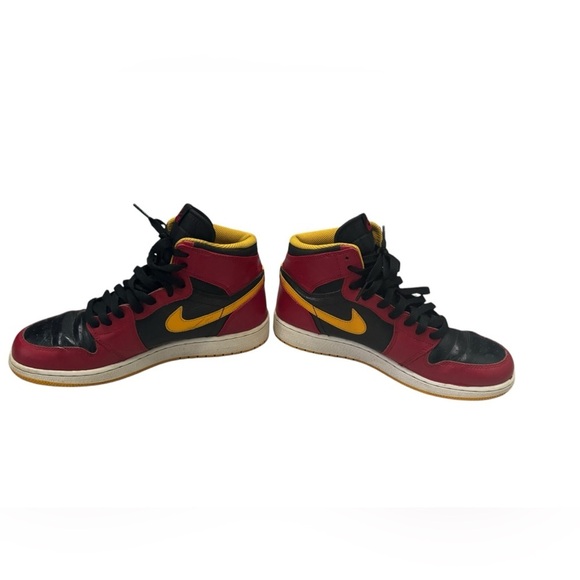 Kid’s Air Jordan 1 Retro OG Highlight Reel High Tops: Red. Black & Yellow: 6Y - Picture 6 of 11